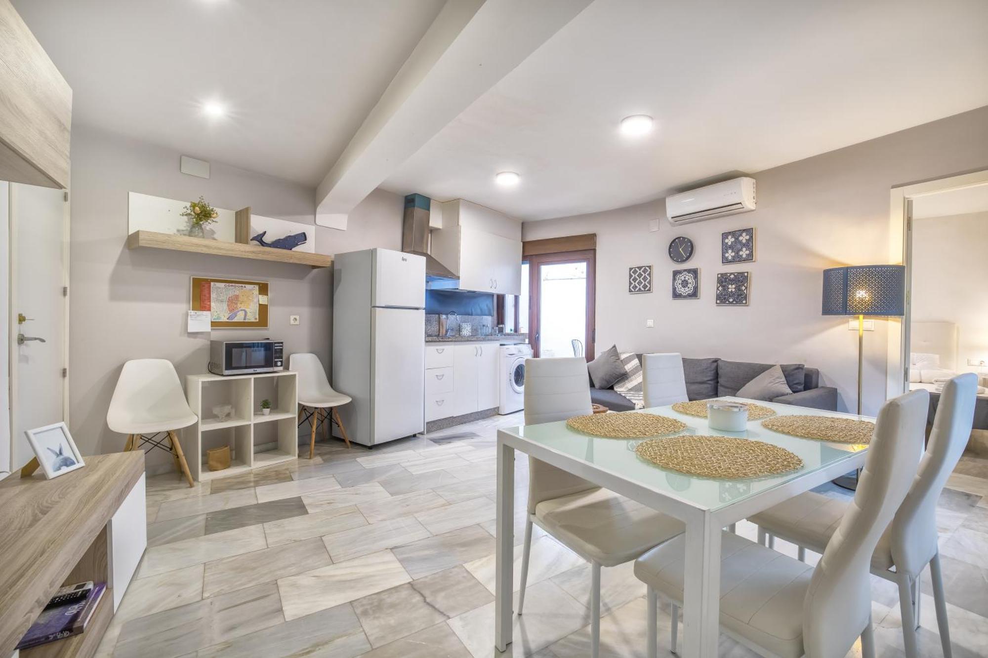 Encanto En La Juderia: Apartamento Con Patio Cordoba Ngoại thất bức ảnh